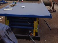 移動(dòng)液壓升降平臺(tái)